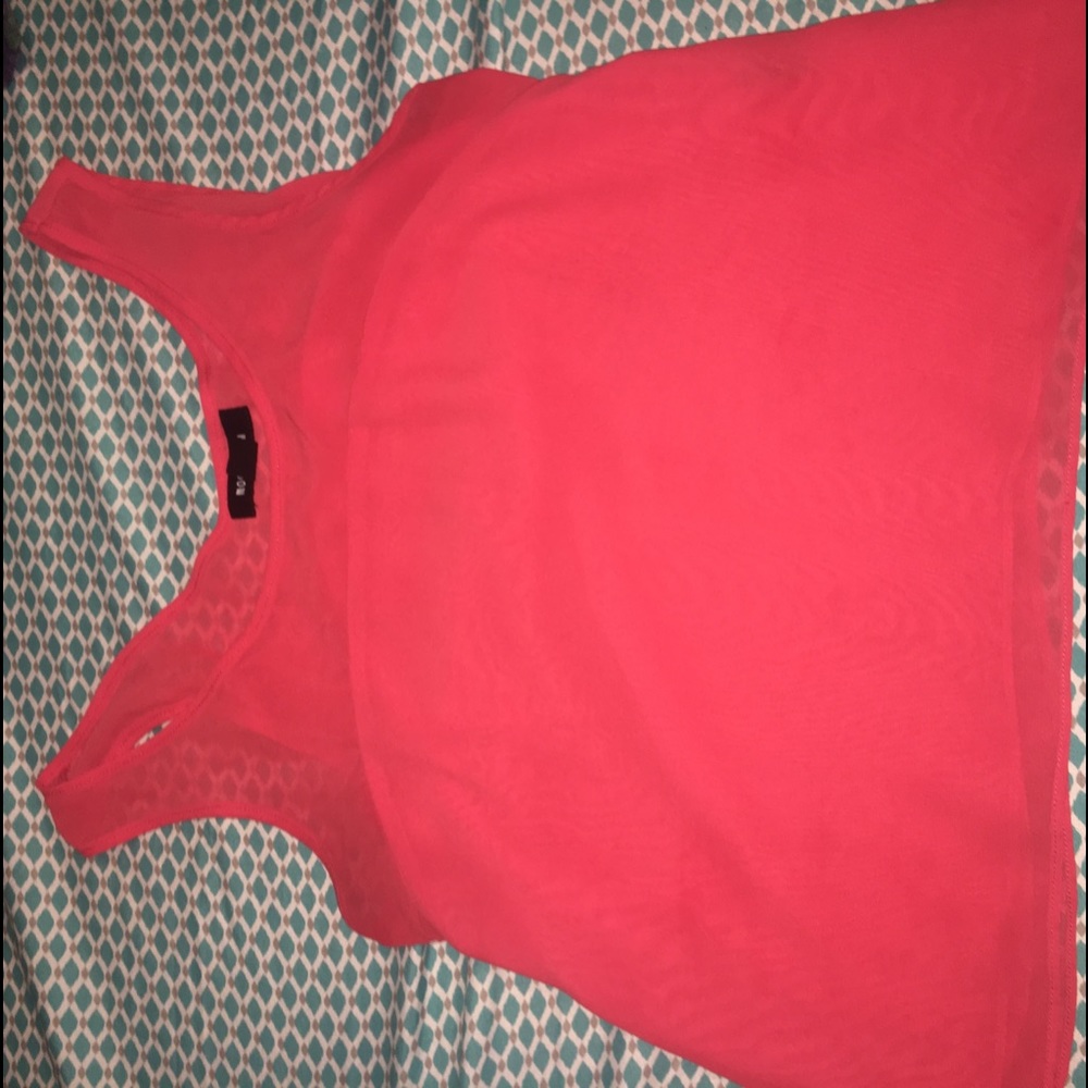 Lightweight pink top